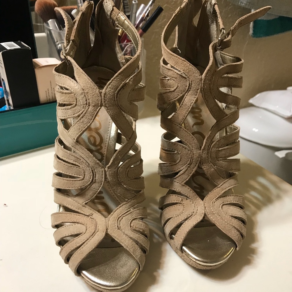 Nude heels